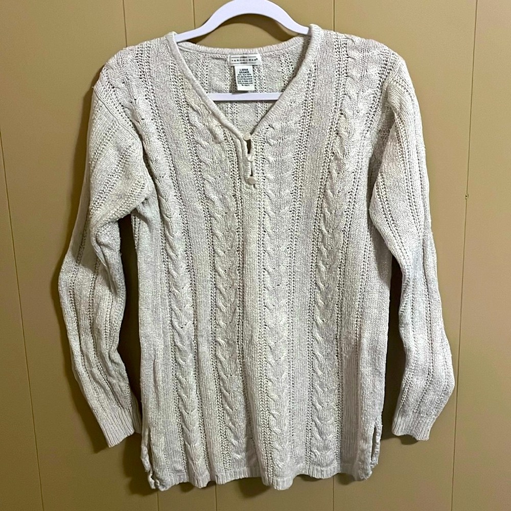 Yarnworks Large Cozy Cable Knit Sweater Mother of Pearl Buttons Ivory Cream
